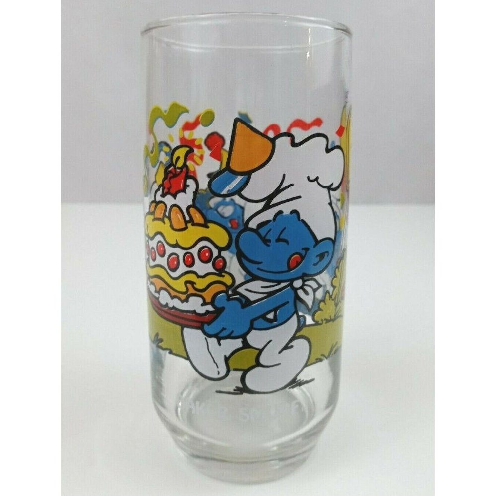 Vintage 1983 Wallace Berrie & Co Smurfs  Baker Smurf Drinking Glass 6" Tall